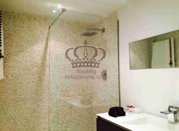 Ático con gran terraza de 60m2 - Imagen 5