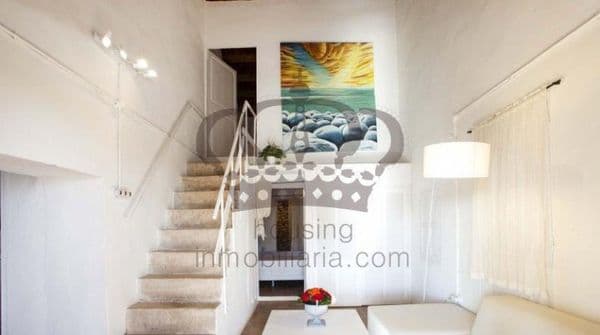 HOUSING 2 - Imagen 1