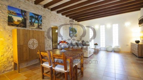 Housing 1 - Imagen 2