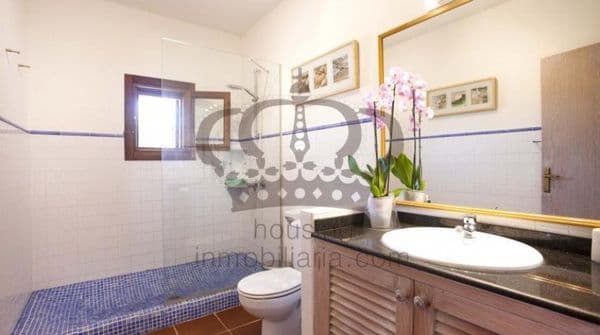 Housing 1 - Imagen 4