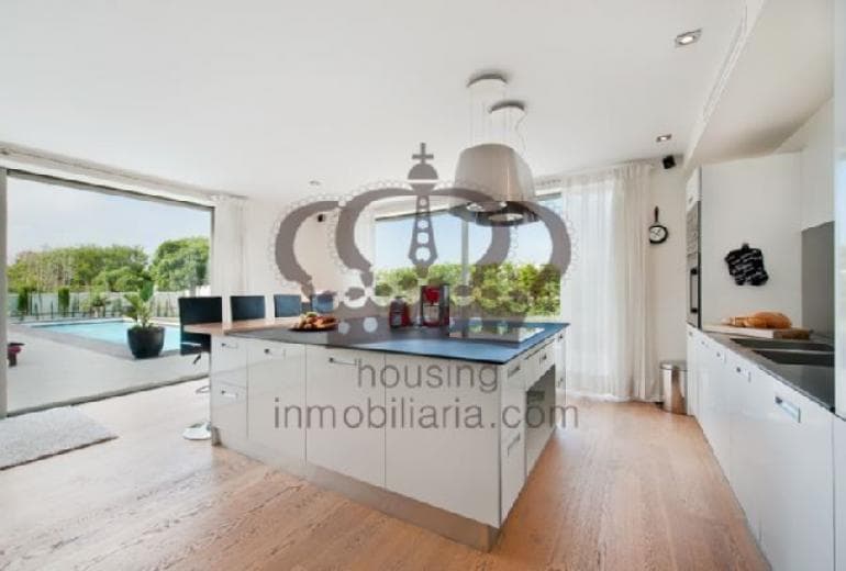Villa de diseño en Mallorca - Imagen 4