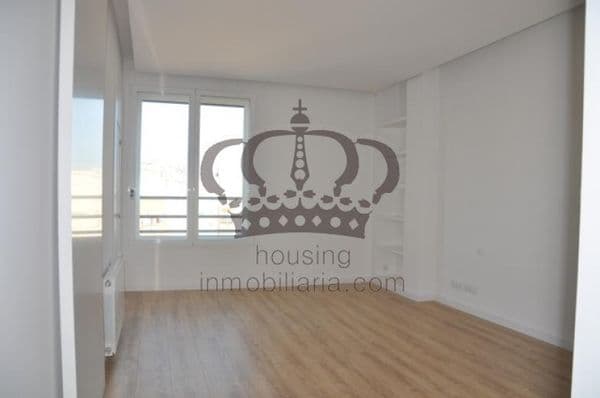 Piso de lujo frente al Corte Inglés - Imagen 2