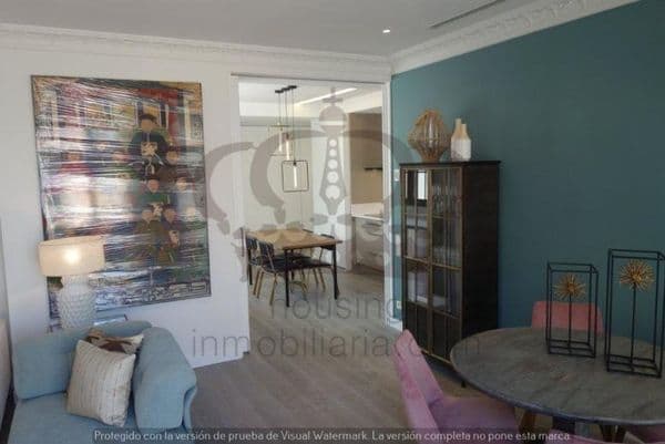 Ático de lujo con terraza - Imagen 1