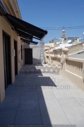 Ático de lujo con terraza - Imagen 3