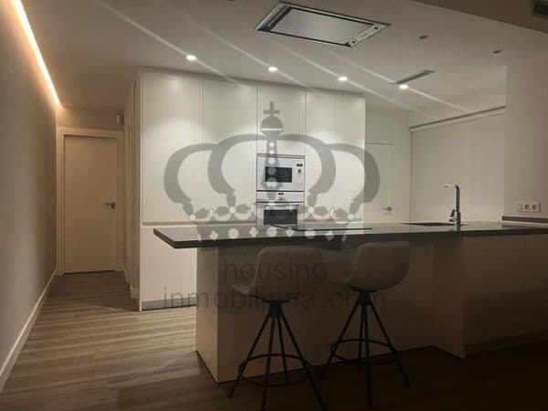 Piso amueblado junto Paseo de la Alameda - Imagen 4