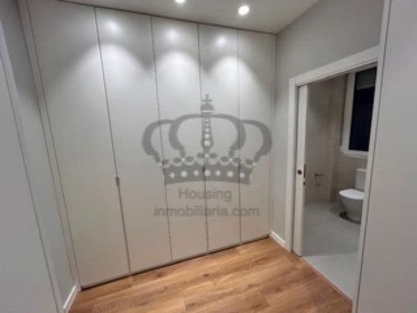 Inmueble junto a Mercado Colón - Imagen 3