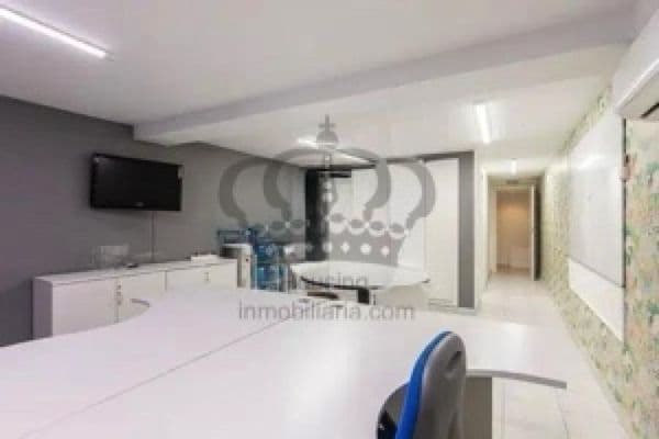 Local comercial de 160m2 - Imagen 8